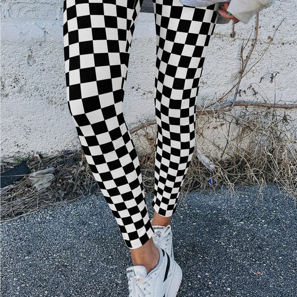 Checkered Black and White Women's Leggings